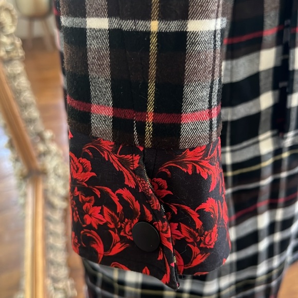 Alice + Olivia Women's White Zazie Plaid Printed Reversible Coat Jacket Size S - Picture 7 of 13